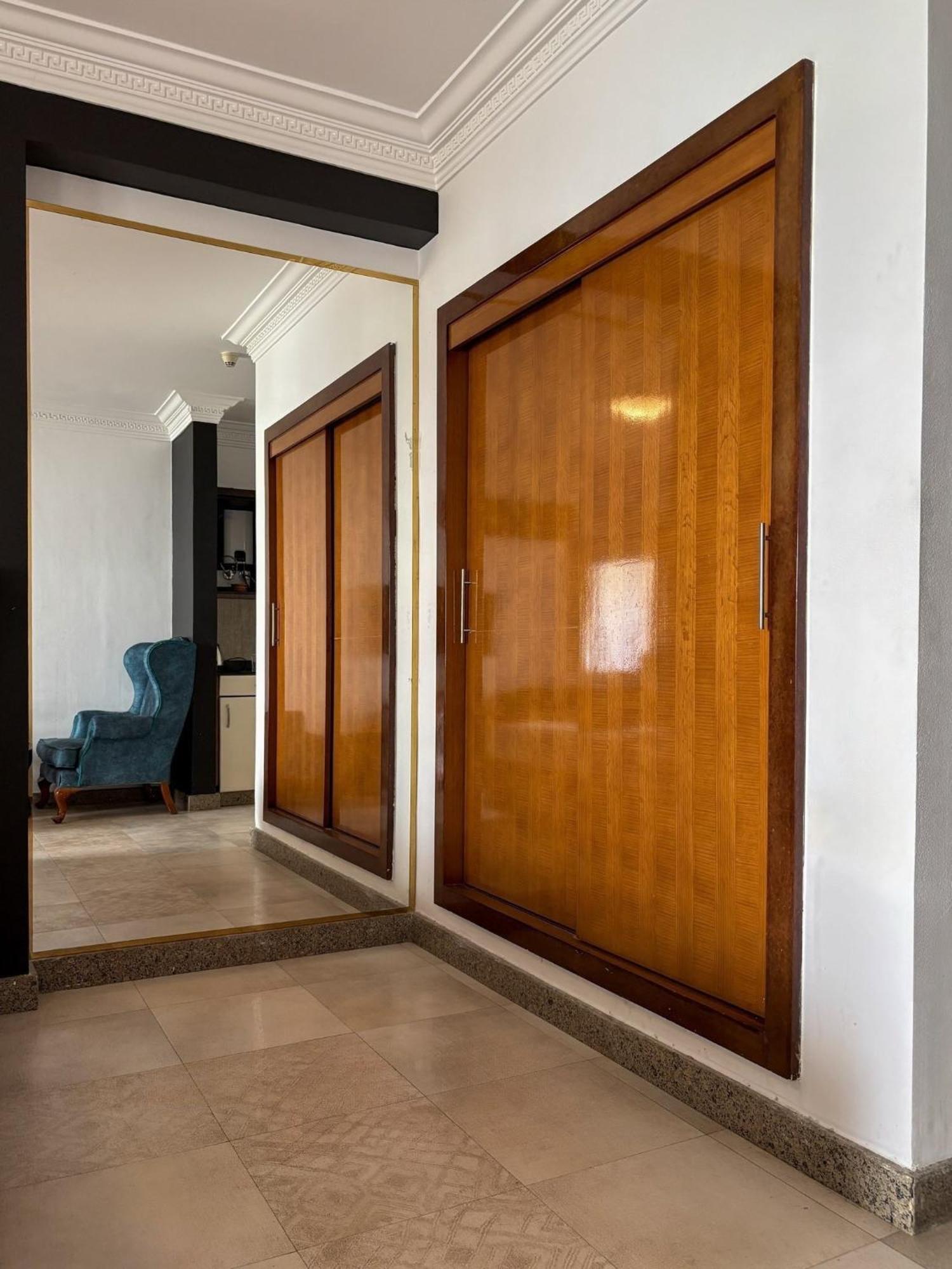 Deltastar Apartman *